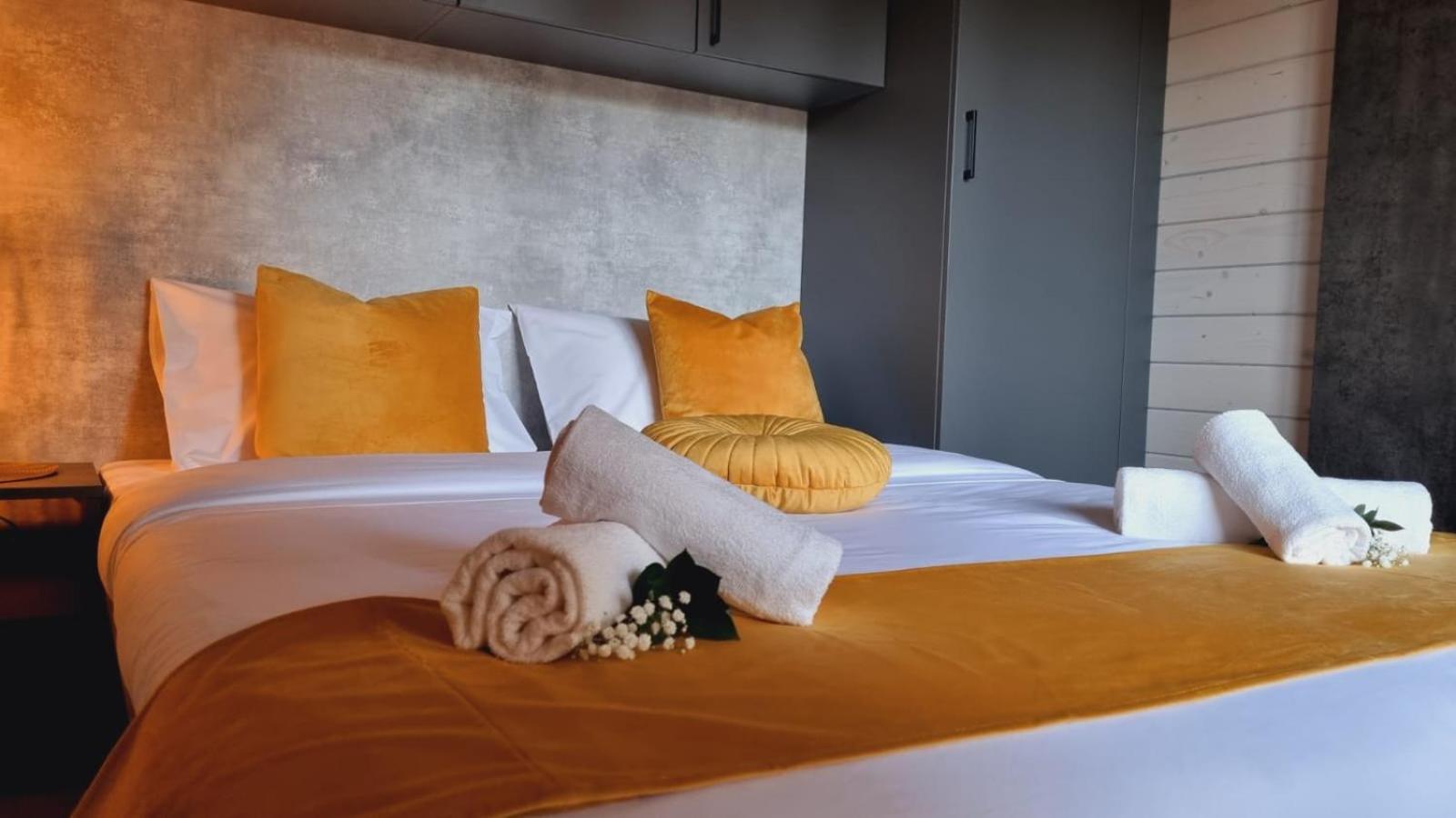 Mazurska Zatoka & - Nad Jeziorem Z Prywatna Plaza Apartment
